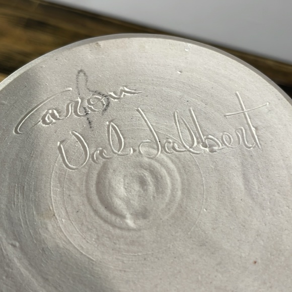 Pottery vessel with pouring spout.  Whimsical floral pattern. - Picture 9 of 14